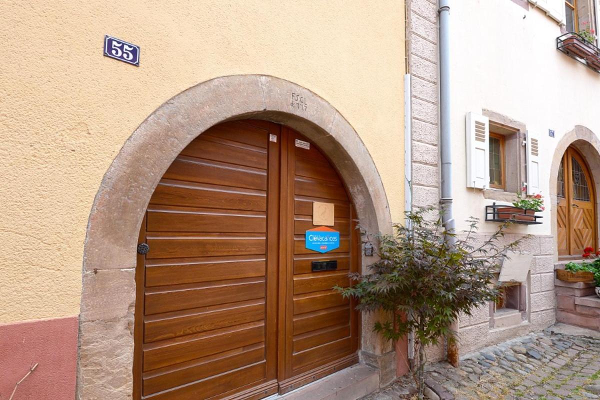 Gite Bredala Situe Dans Les Remparts Eguisheim Exterior photo